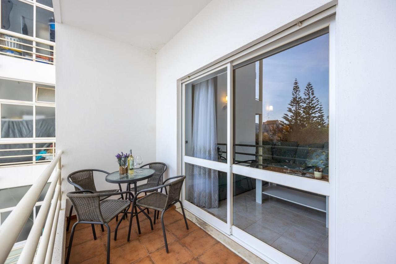Stylish Seashore Apartment ลากอส ภายนอก รูปภาพ