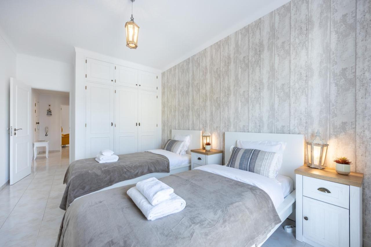 Stylish Seashore Apartment ลากอส ภายนอก รูปภาพ