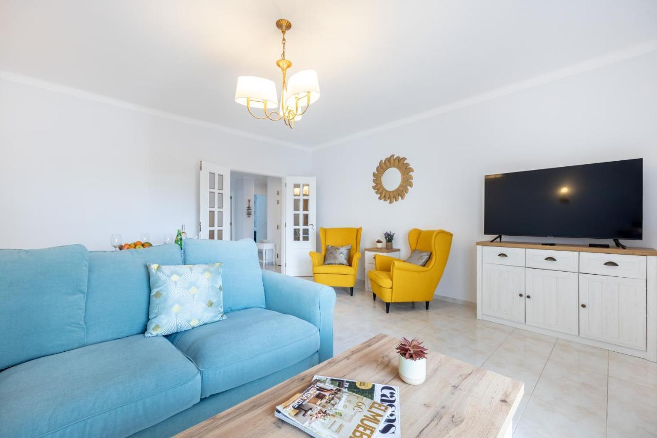 Stylish Seashore Apartment ลากอส ภายนอก รูปภาพ