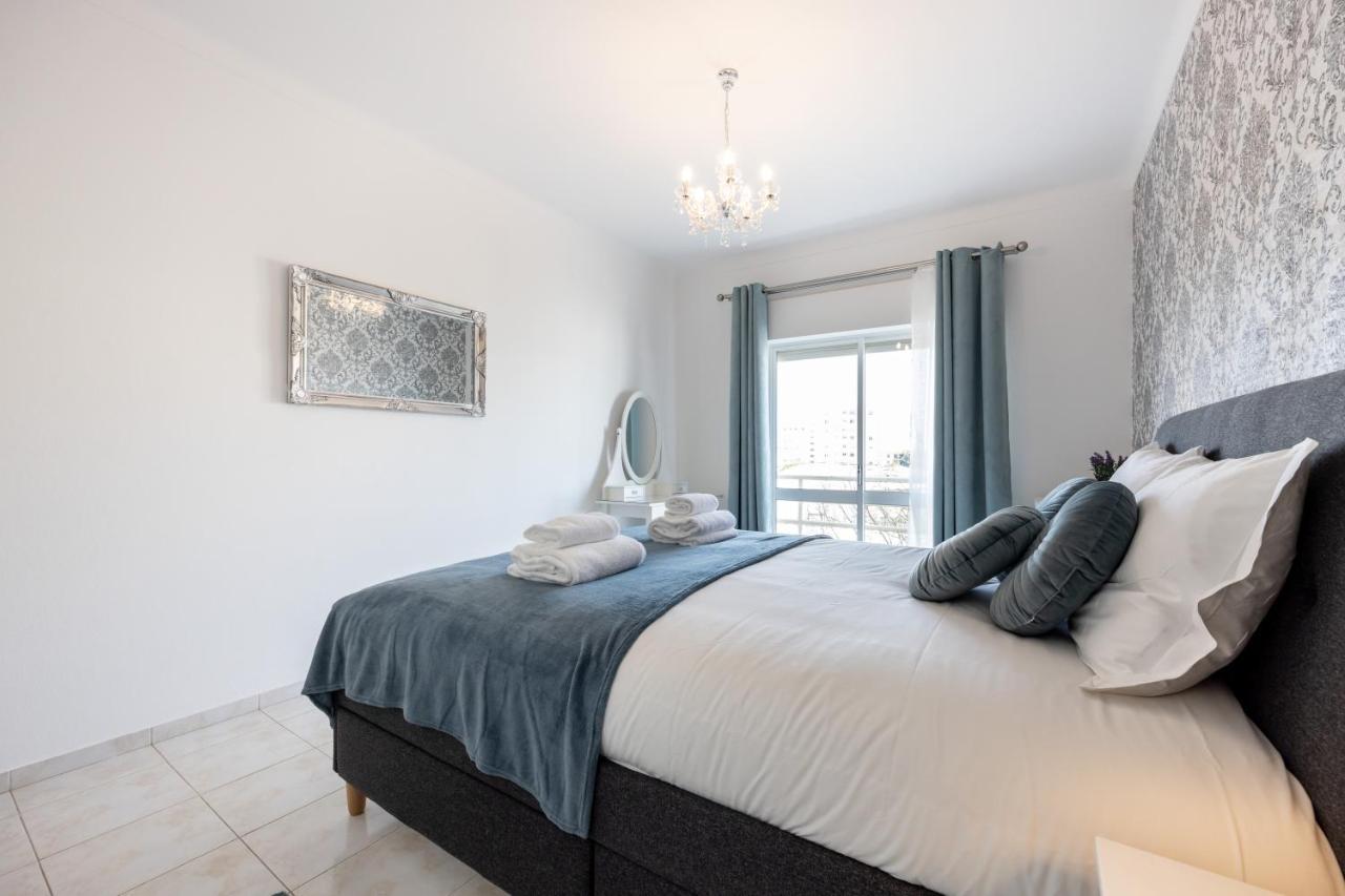 Stylish Seashore Apartment ลากอส ภายนอก รูปภาพ